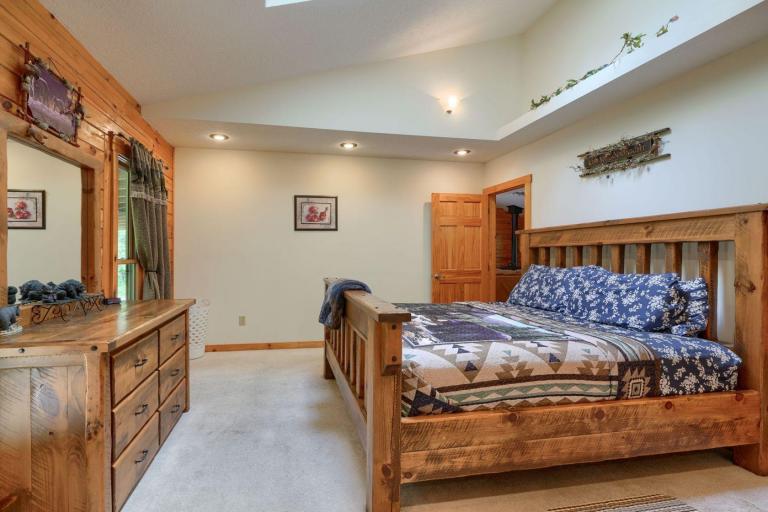 Sleepy Bear Cabin